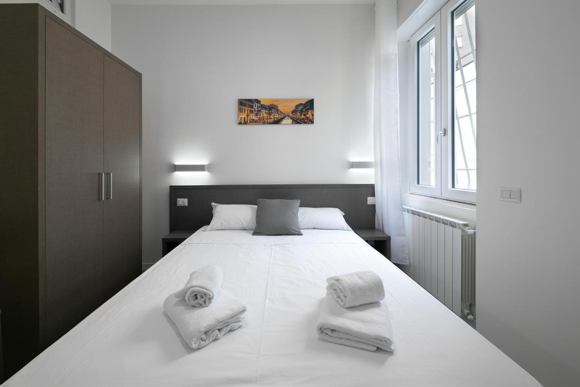 Eleven - Cozy Milan