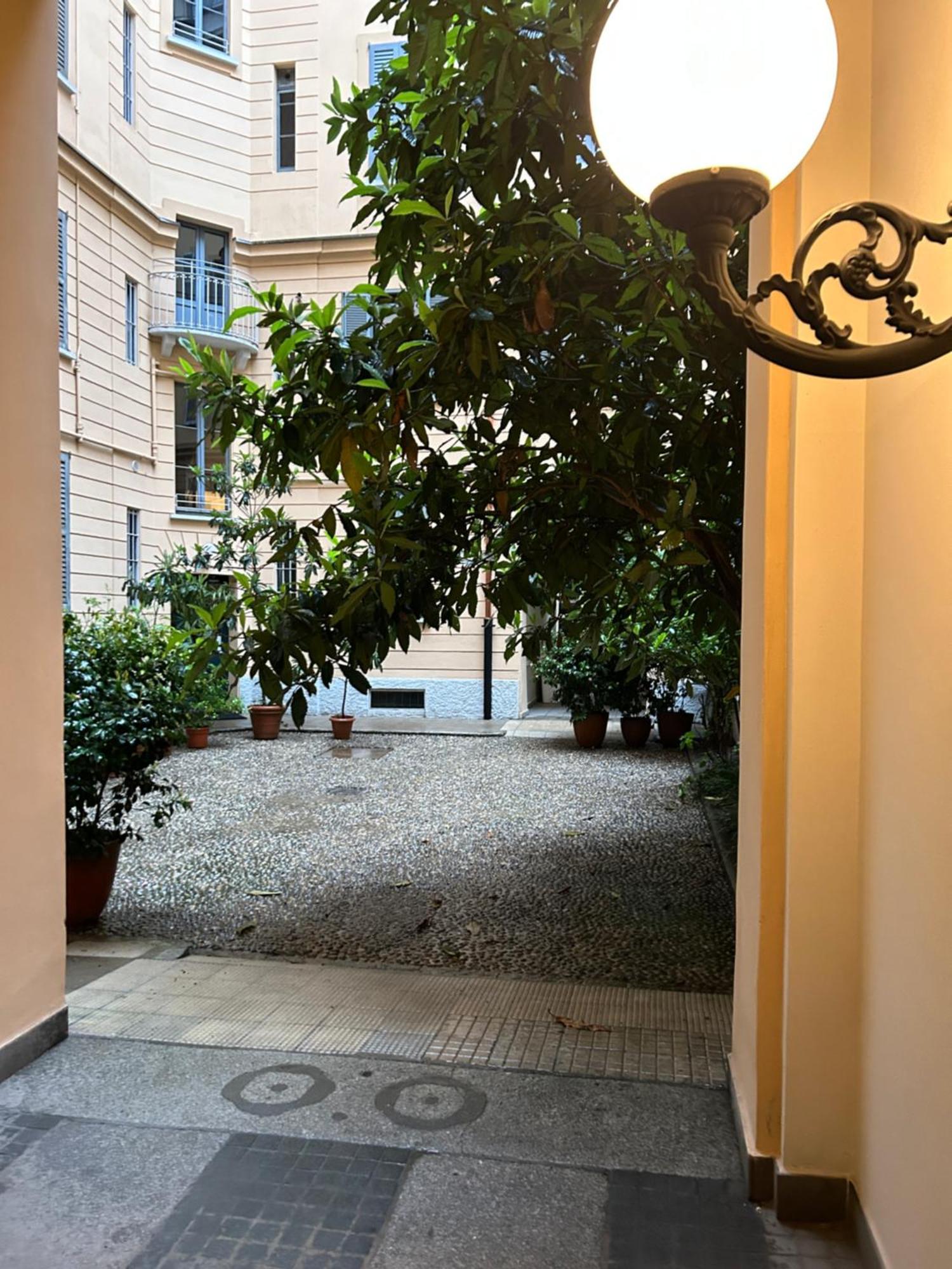 Appartamento Via Monti, Cadorna Station, Historic Center Sforzesco Castle