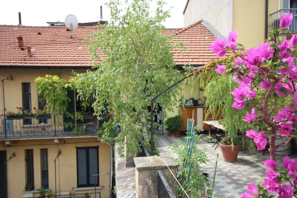 Appartamento Design&terrazzo A 5 Min Dal Centro - Laura's House