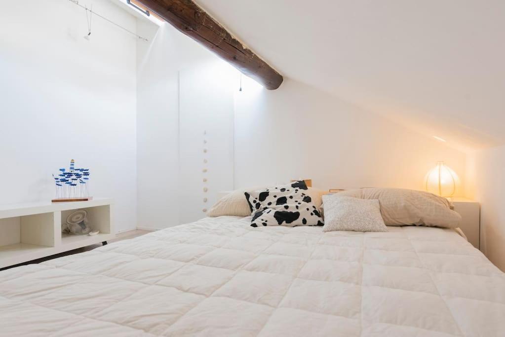 Design&terrazzo A 5 Min Dal Centro - Laura's House *