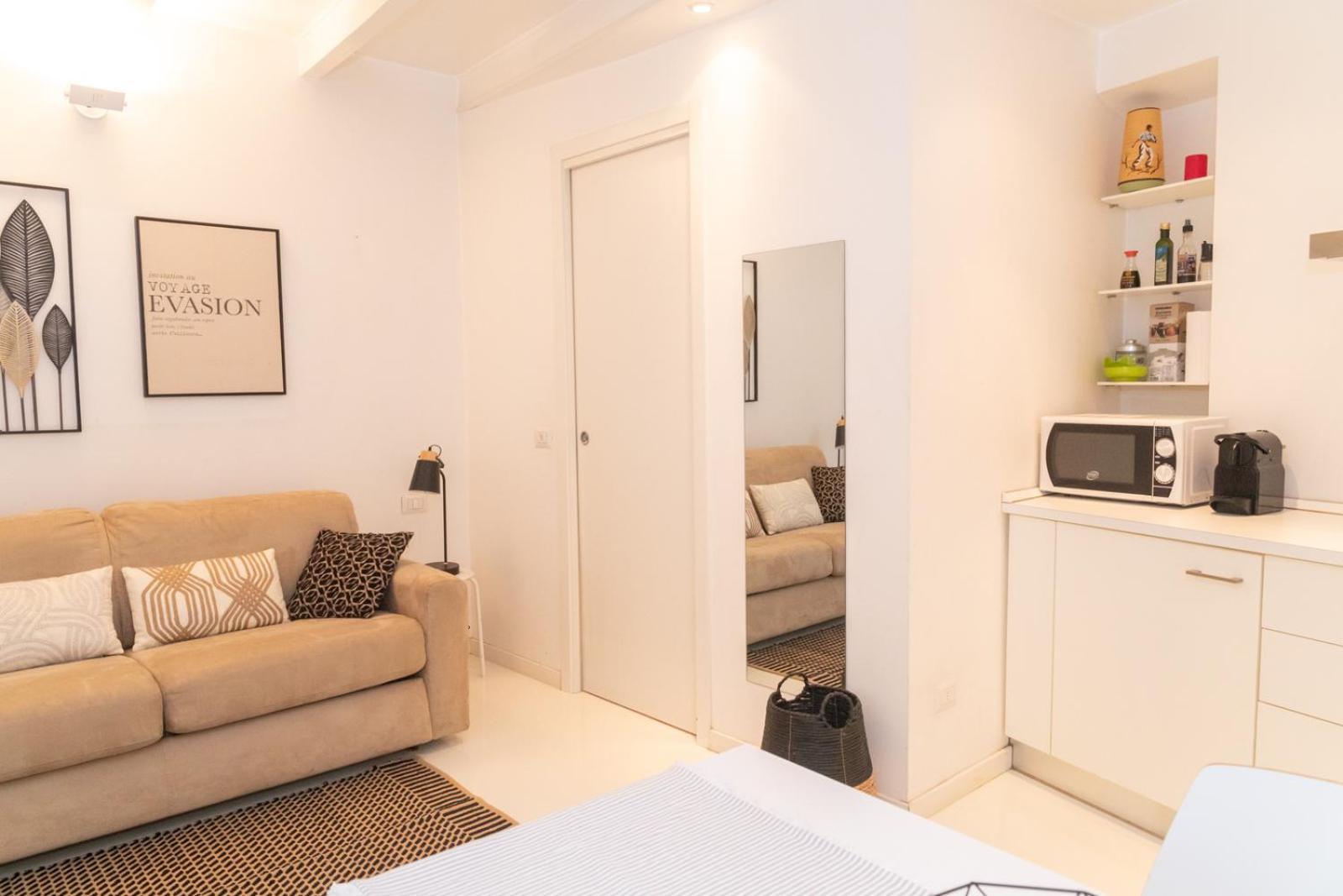 Golden Leaf - 7sundays Apartment *