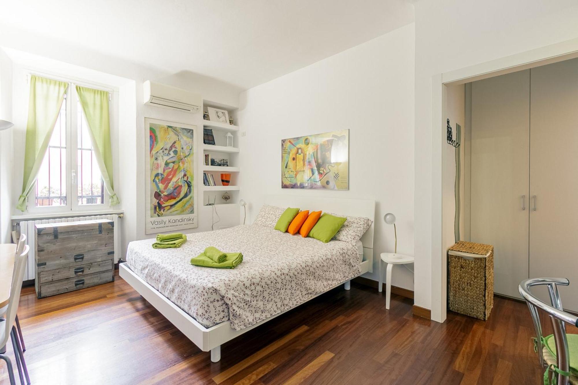 Navigli - Cozy Studio In Darsena By Rentopolis Apartment Milan