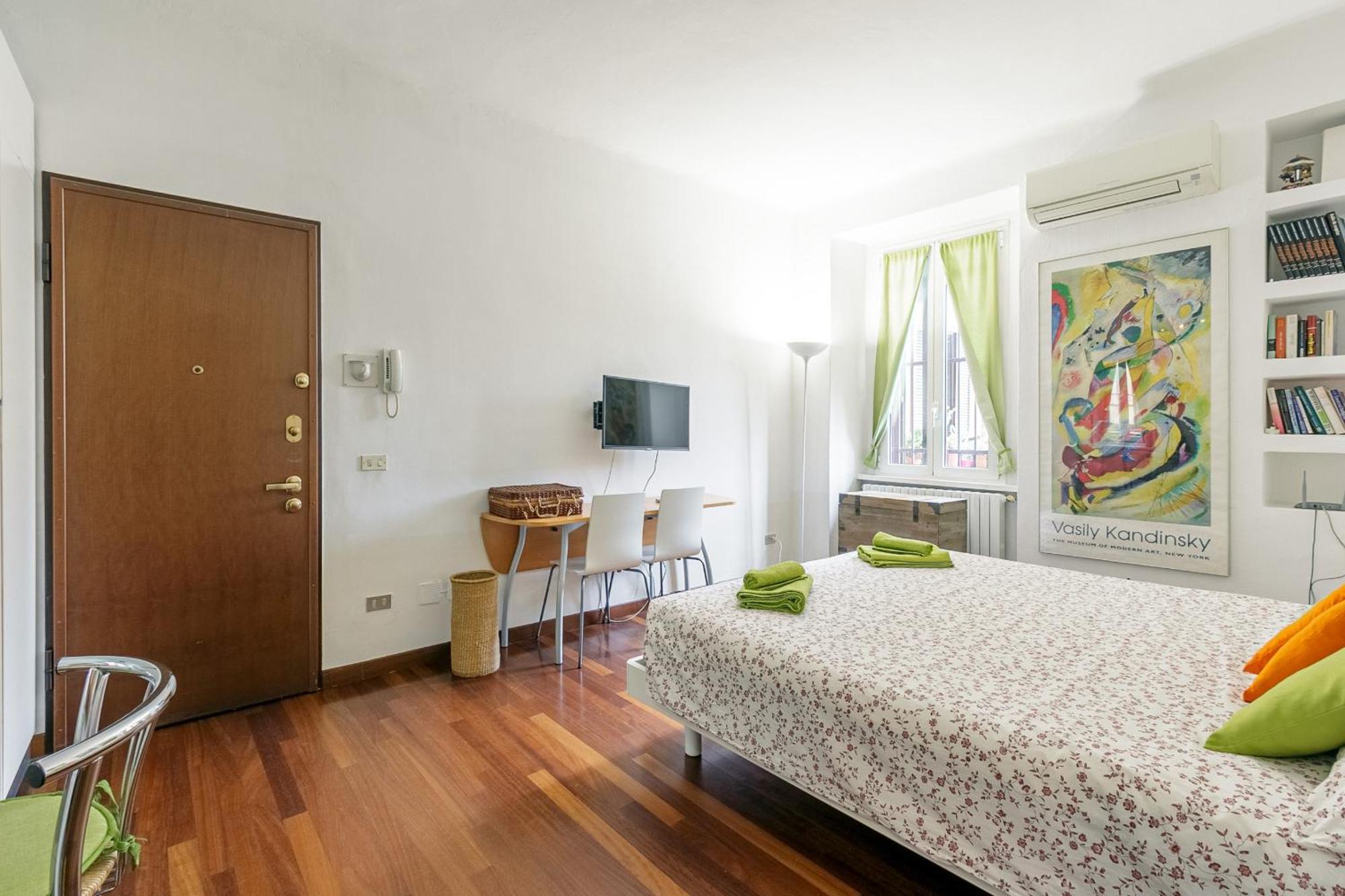Navigli - Cozy Studio In Darsena By Rentopolis * Milan