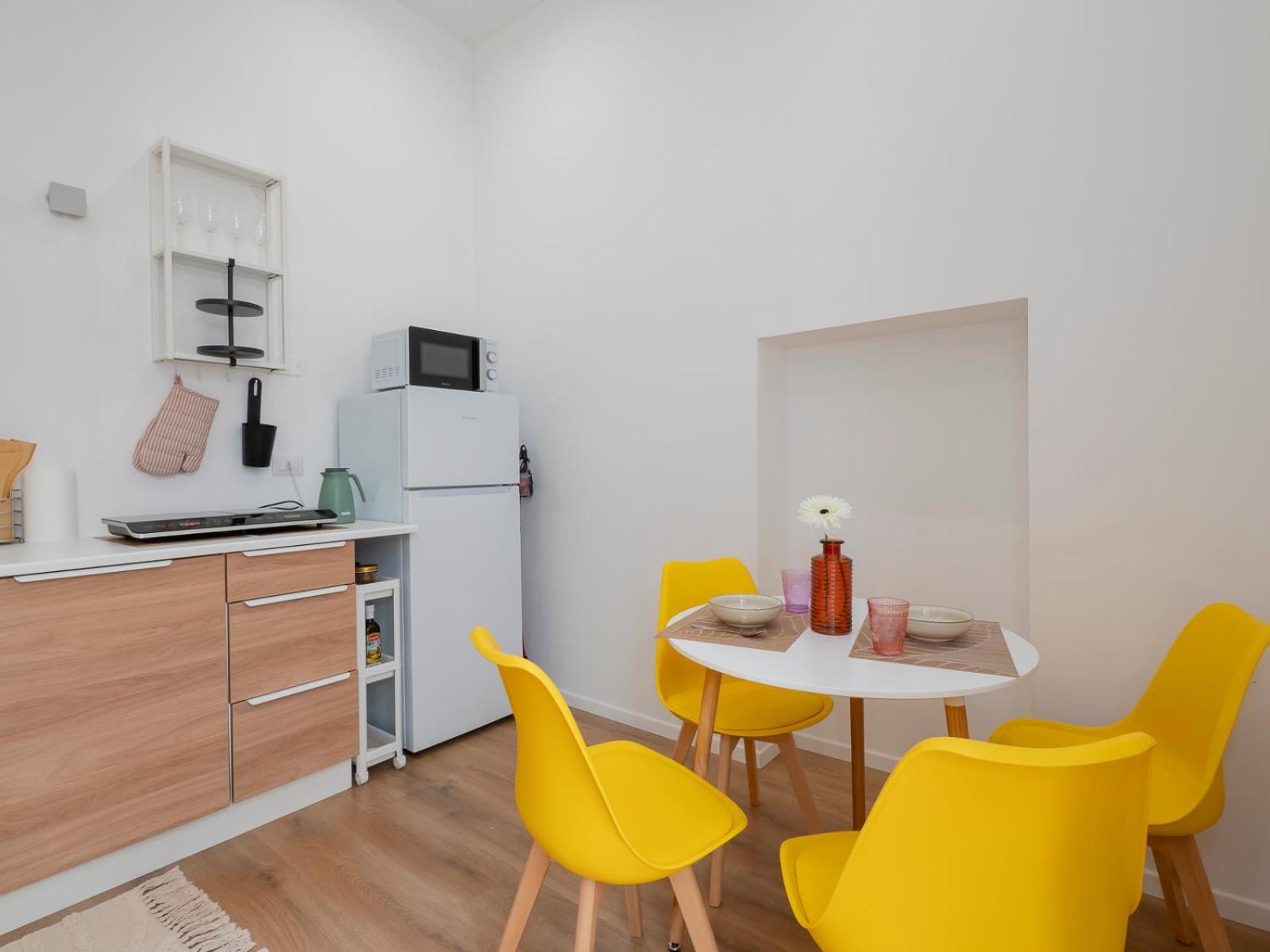 Xenia - Renovated Flat In Navigli Area Apartment *