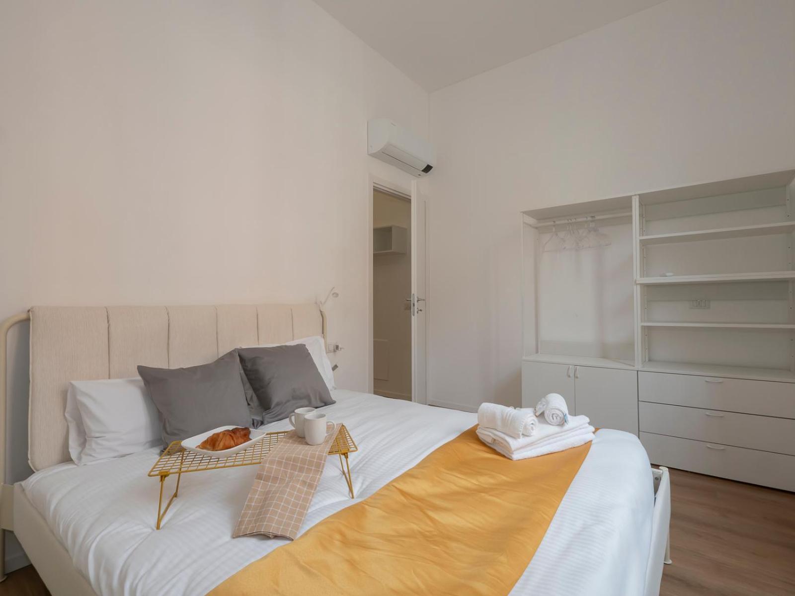 Apartment Xenia - Renovated Flat In Navigli Area Milan