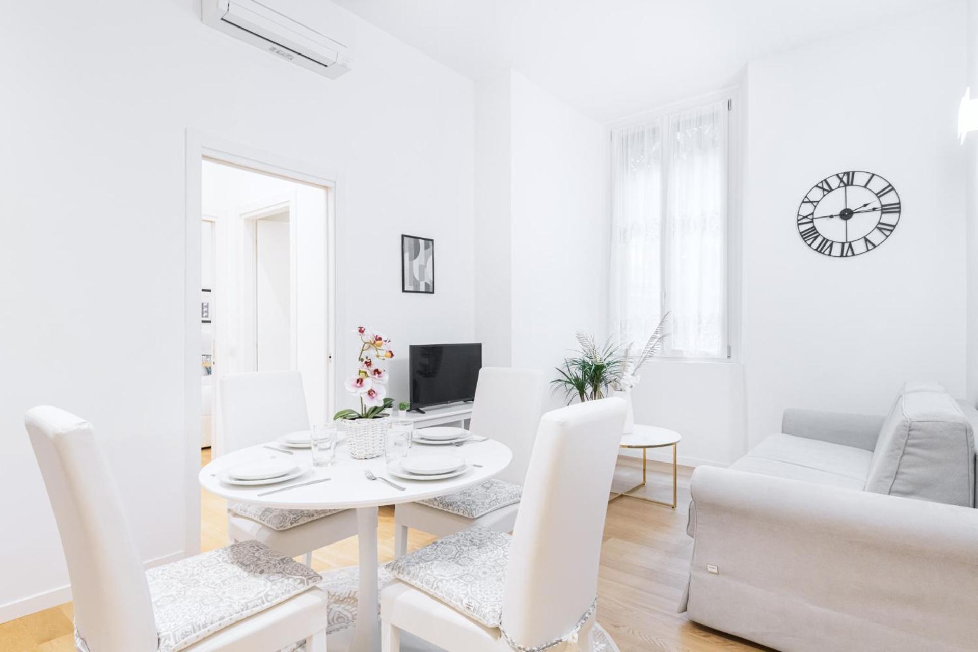 Apartment Easylife - Elegante In Porta Venezia Milan