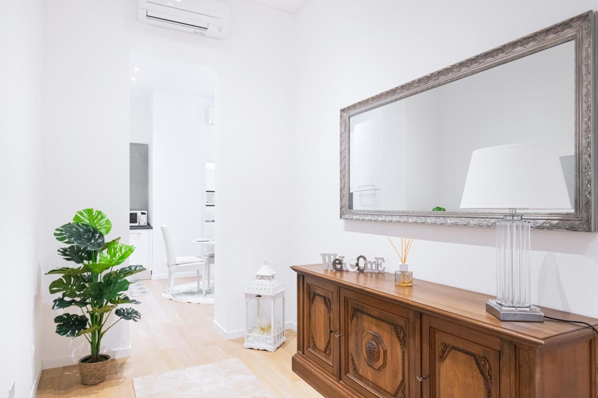 Easylife - Elegante In Porta Venezia Apartment