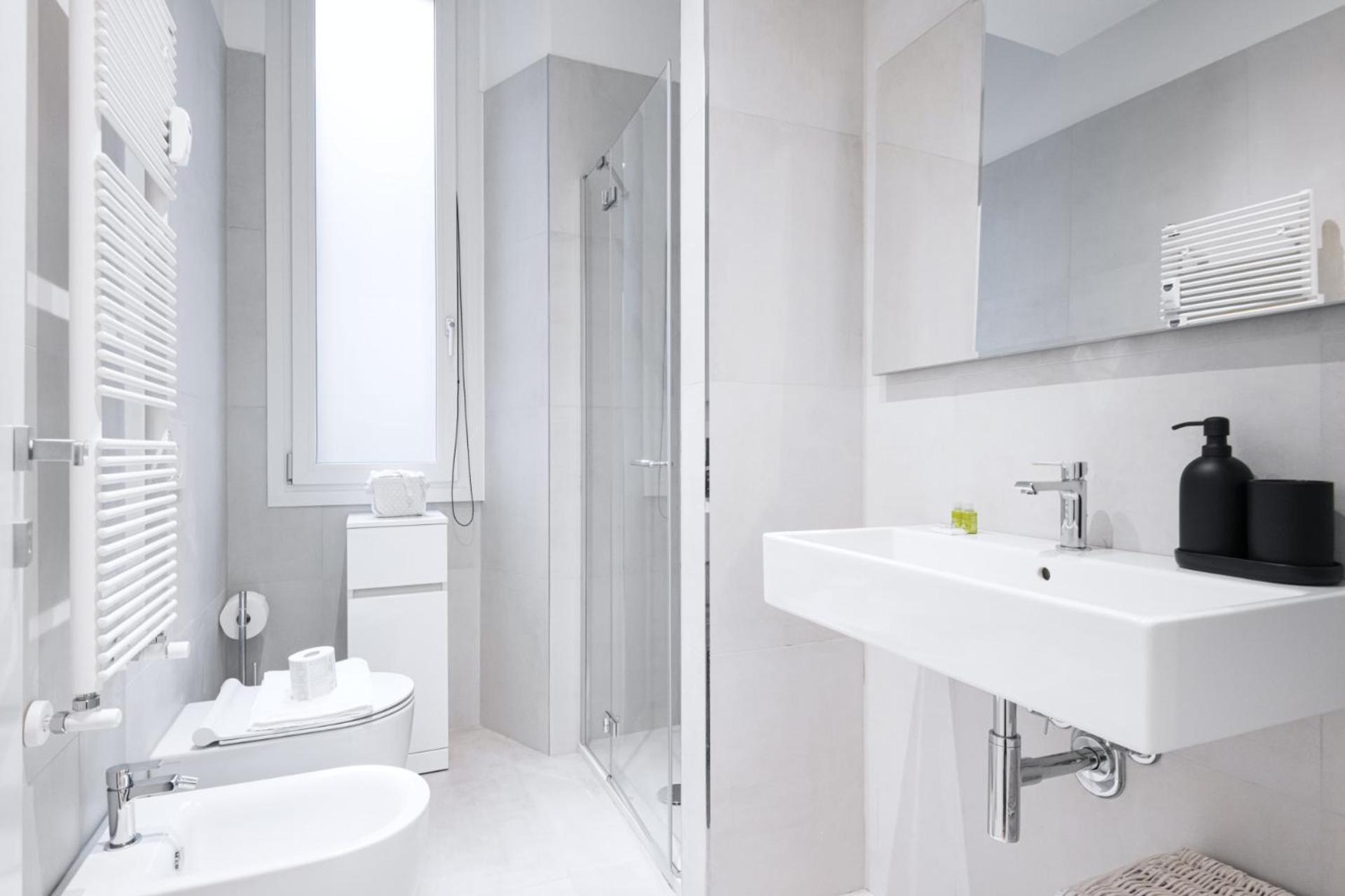 Apartment Easylife - Elegante In Porta Venezia Milan