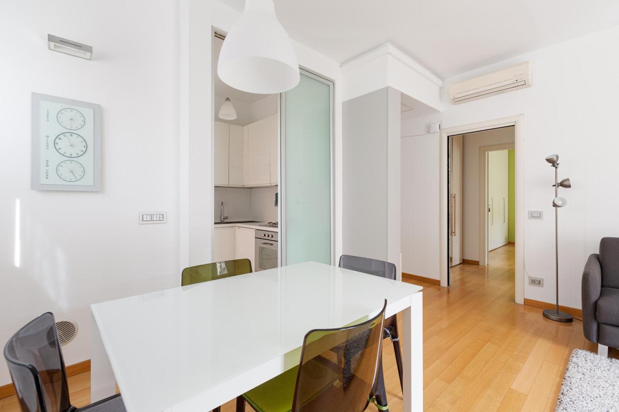 Washington District Cozy With Balcony Apartamento Milão