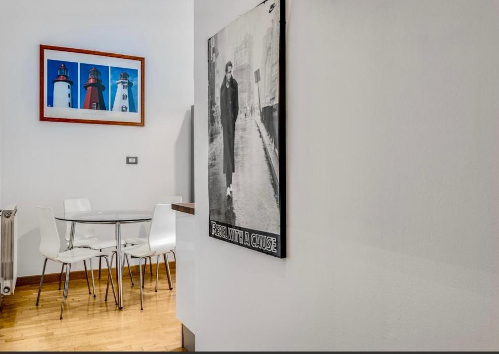 Apartment Ampio Monolocale Via Matteo Maria Boiardo 18