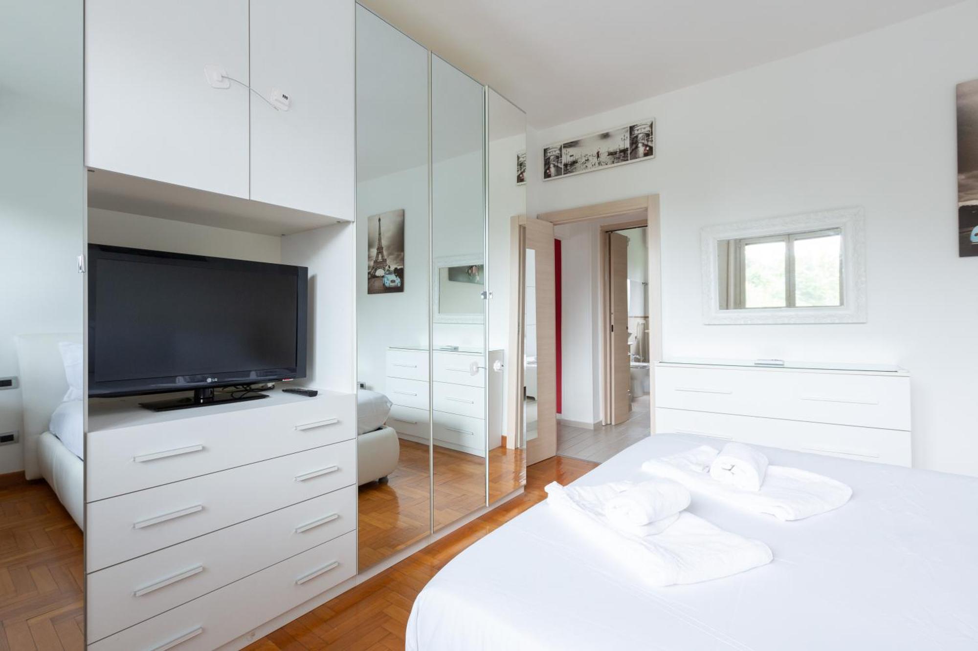 Apartment San Siro Large Flat Milan