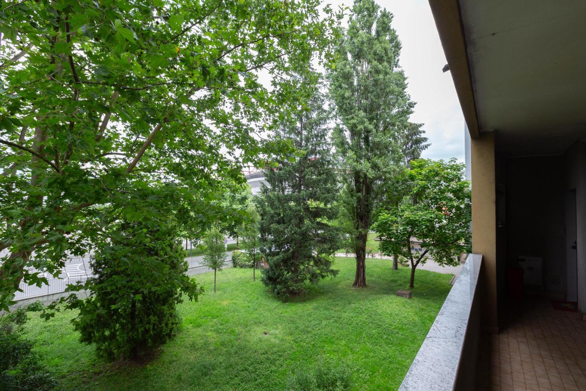 San Siro Large Flat Apartment Milan