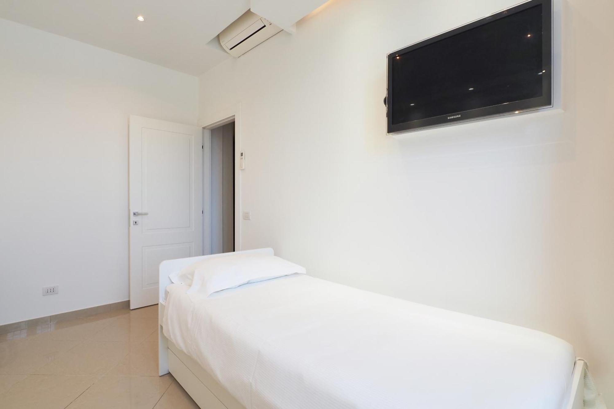 Apartamento Forlanini Con Free Parking Linate Airport *