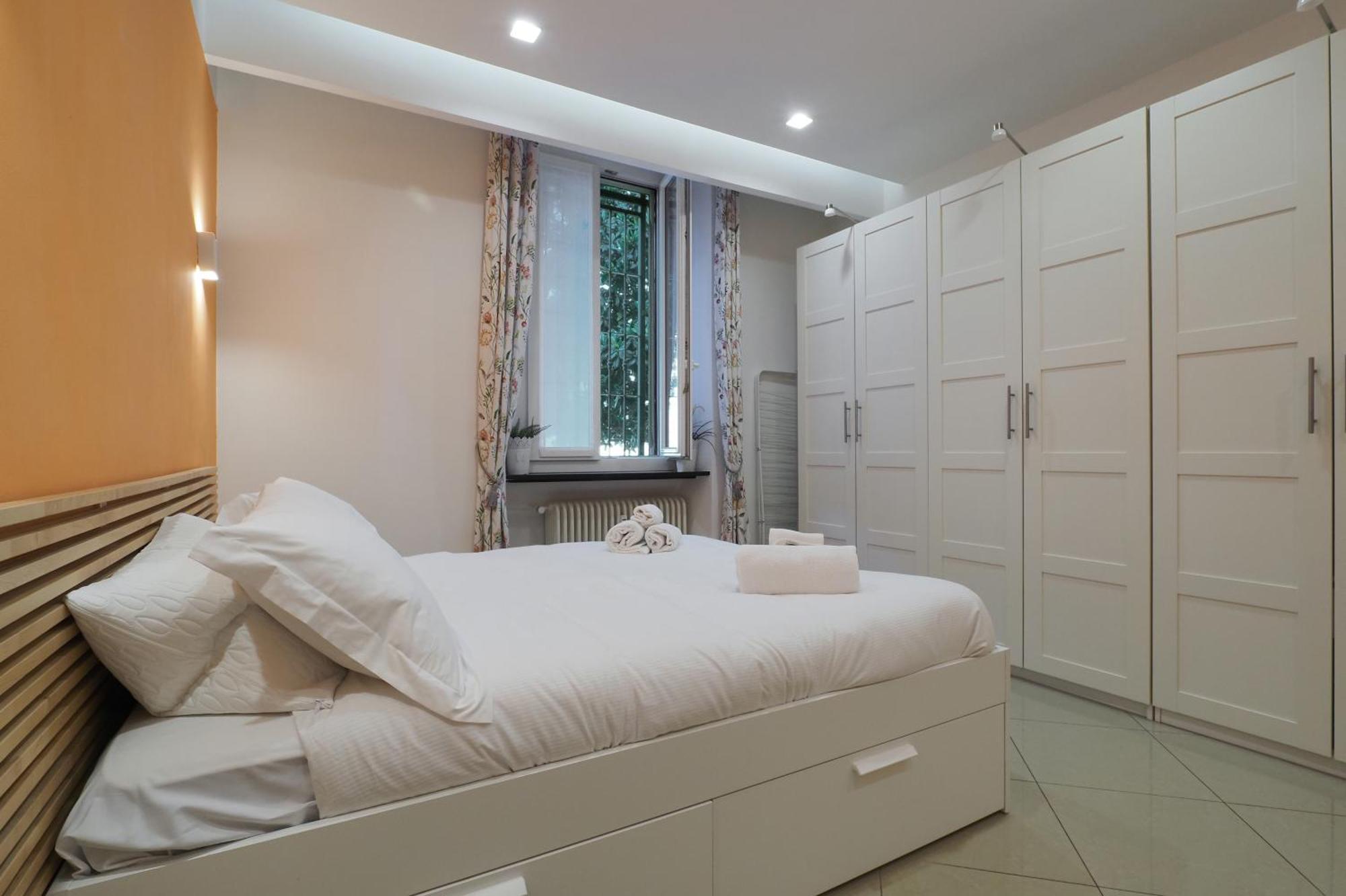 Forlanini Con Free Parking Linate Airport * Milan