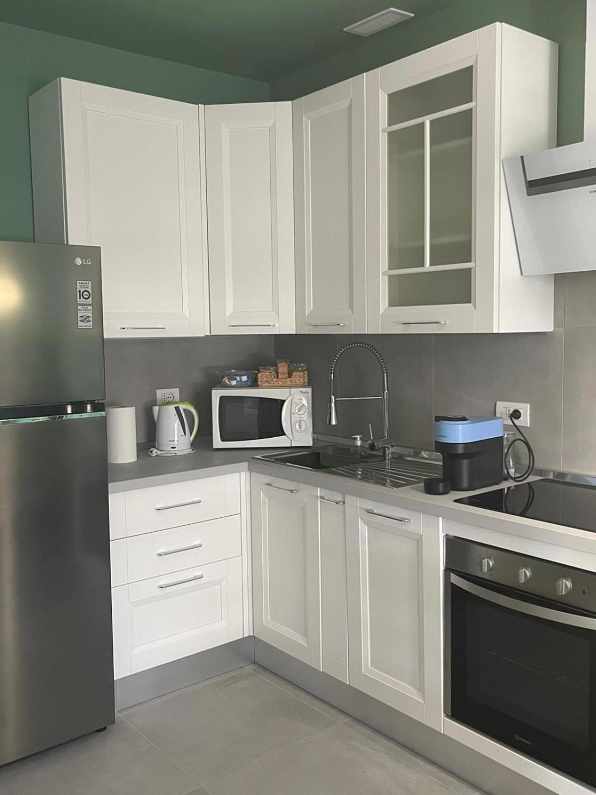 Home Suite Home With Free Parking - Parcheggio Gratuito Porta Romana Suite Newly 2 Bedrooms Apartment With 2 Bathrooms Subway Metro 3 Stops To Duomo Apartment