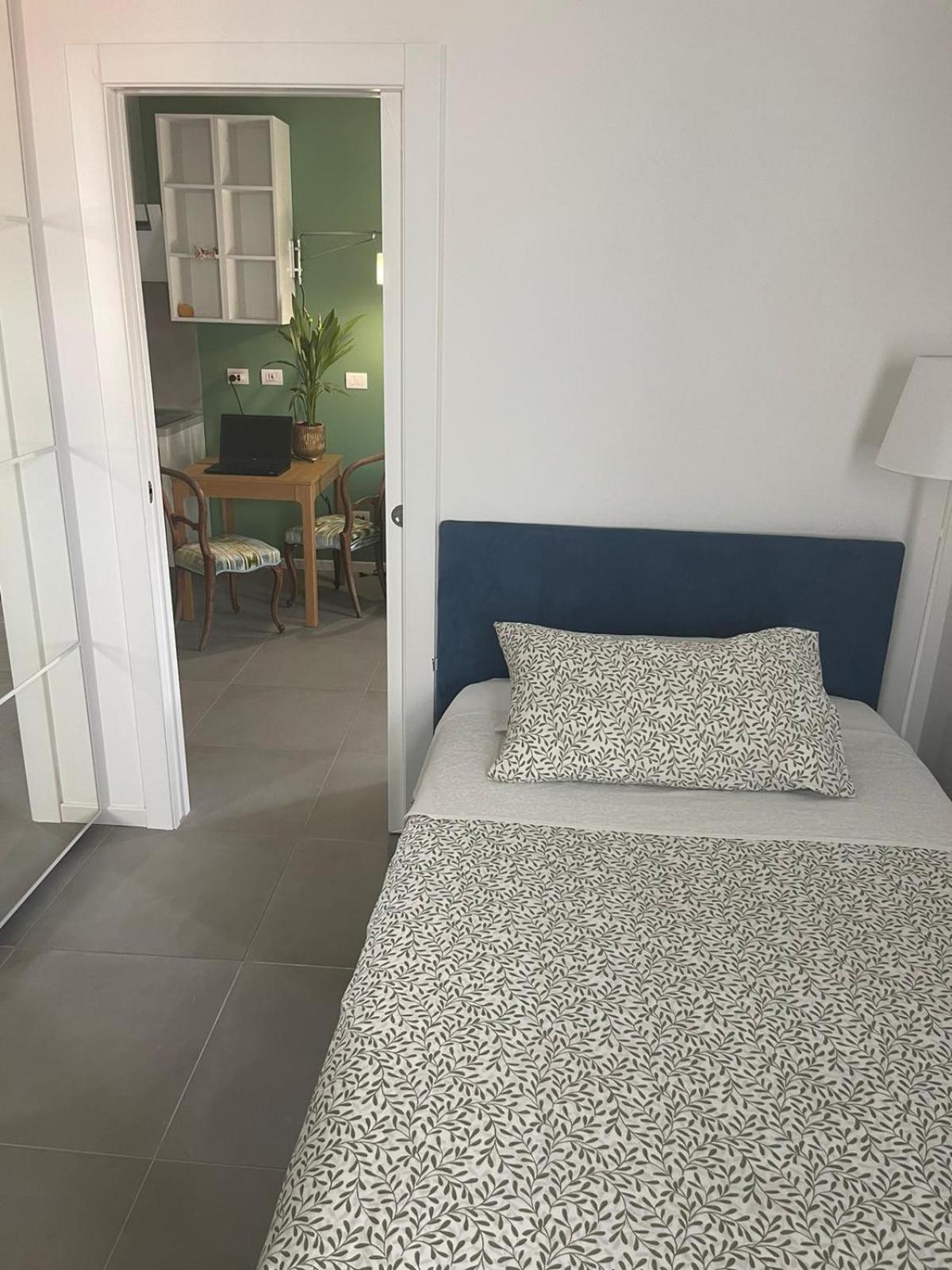 Home Suite Home With Free Parking - Parcheggio Gratuito Porta Romana Suite Newly 2 Bedrooms Apartment With 2 Bathrooms Subway Metro 3 Stops To Duomo * Milan