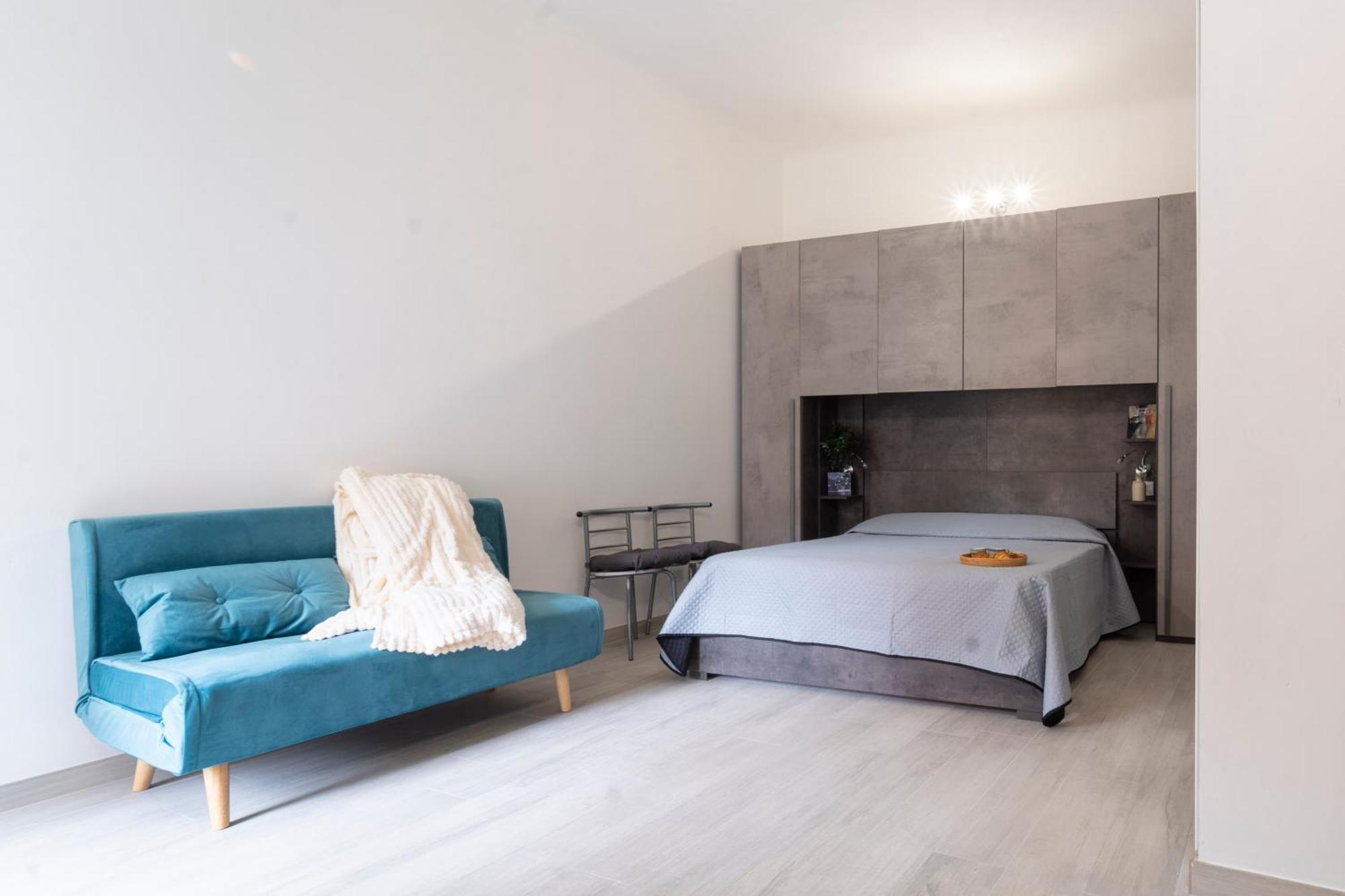Ihost - Cislaghi 4 * Milan