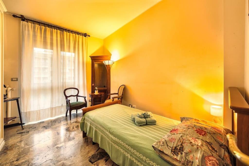 20 Min Duomo Vintage Apartment Milan