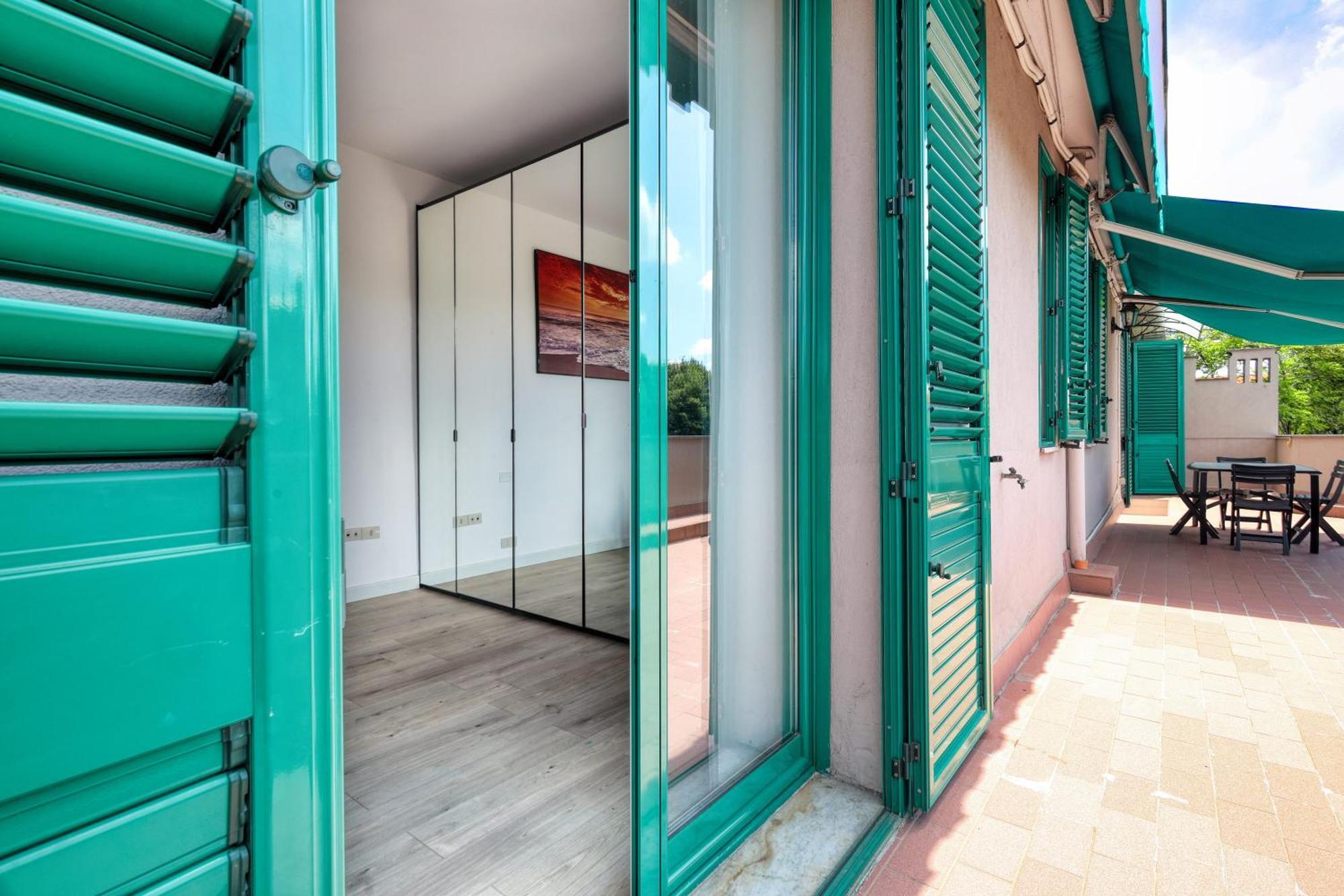 Apartment Rainbow House Via Dei Carafa