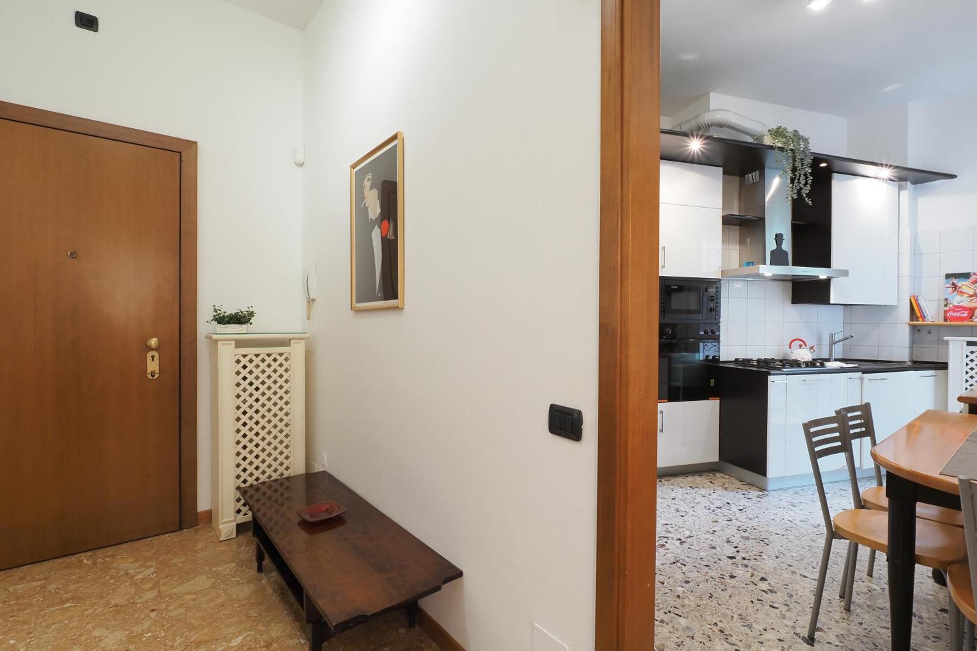 Apartment Primopiano - Palmaria B Milan