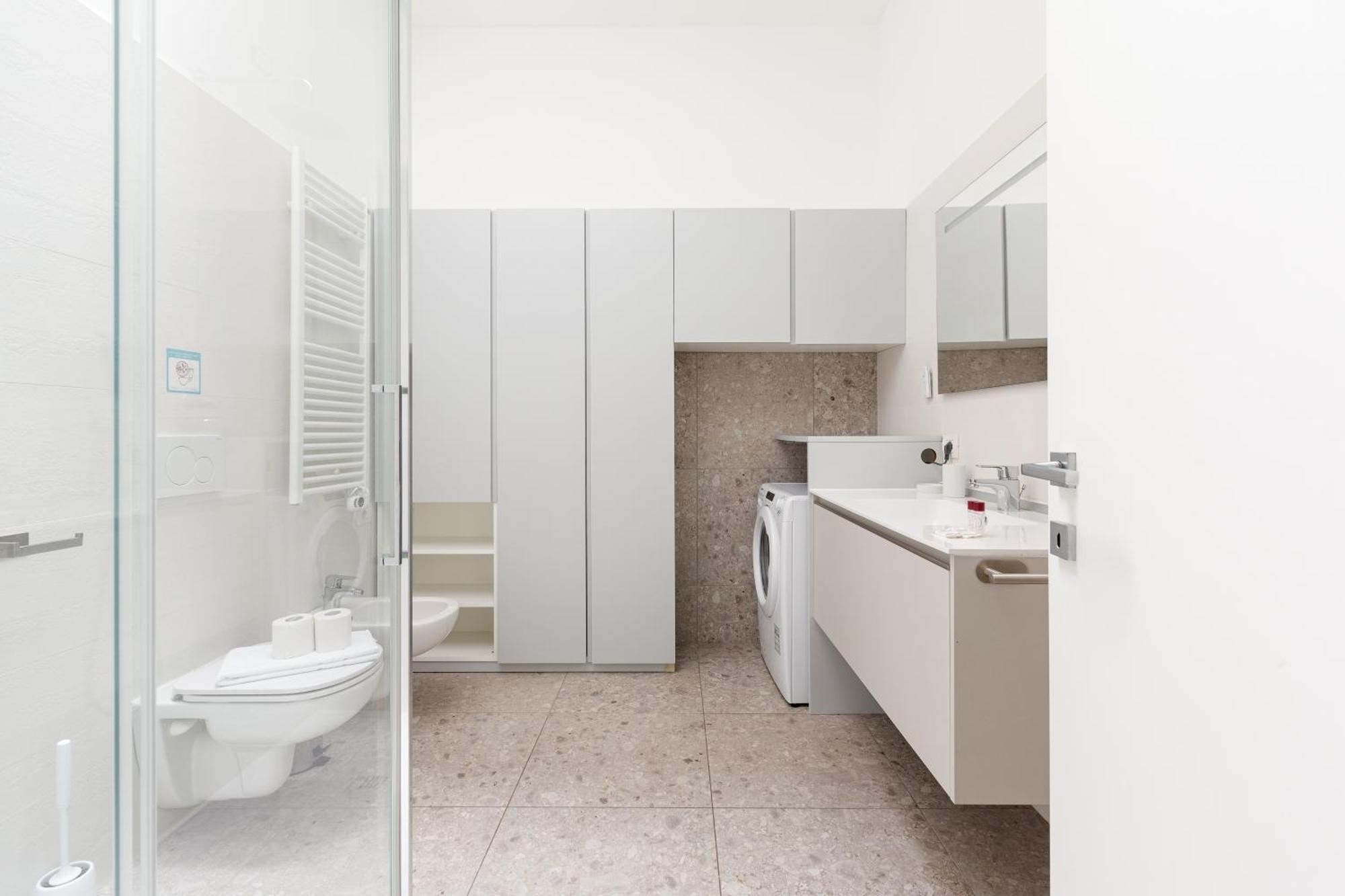 Missori & Bocconi Renovated Apartment *