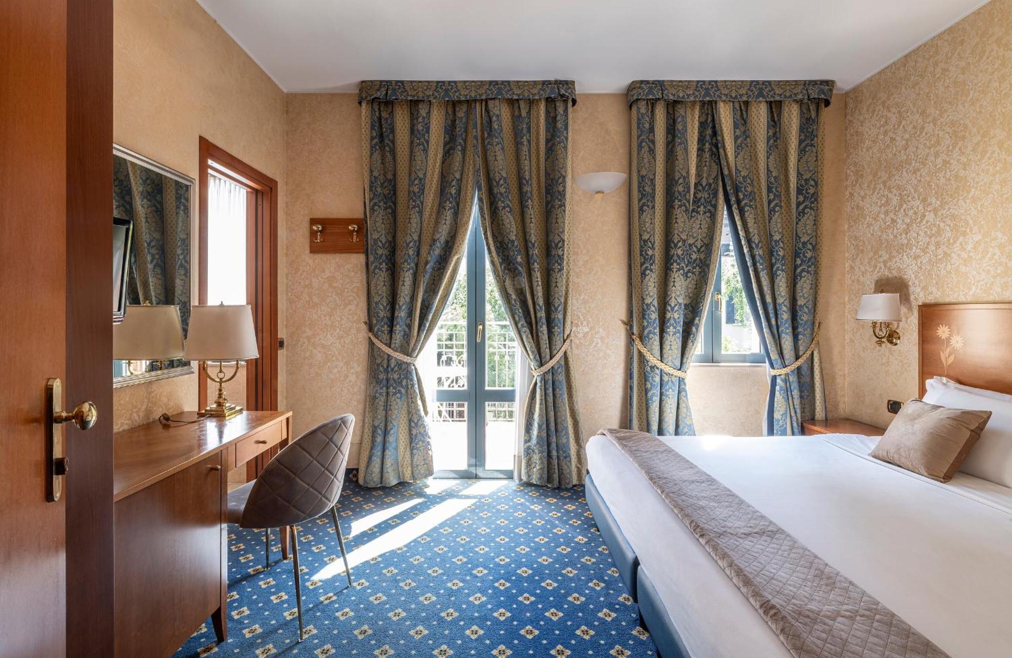 Boutique Dieci Hotel 4*