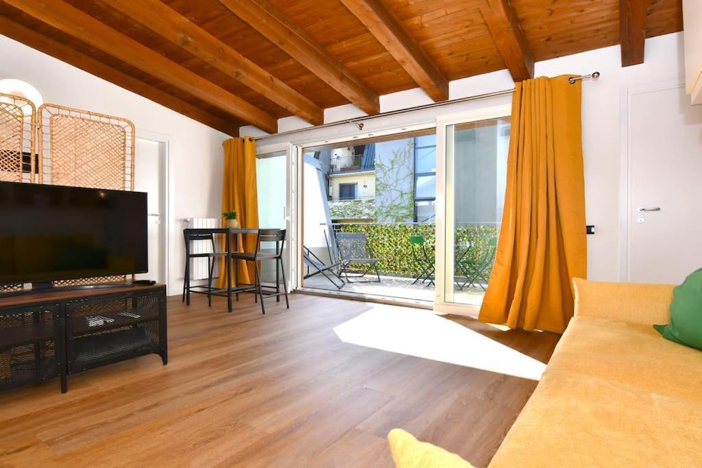 Apartment Bocconi Fond Prada Ieo Spettacolare Attico Con Terrazzo *