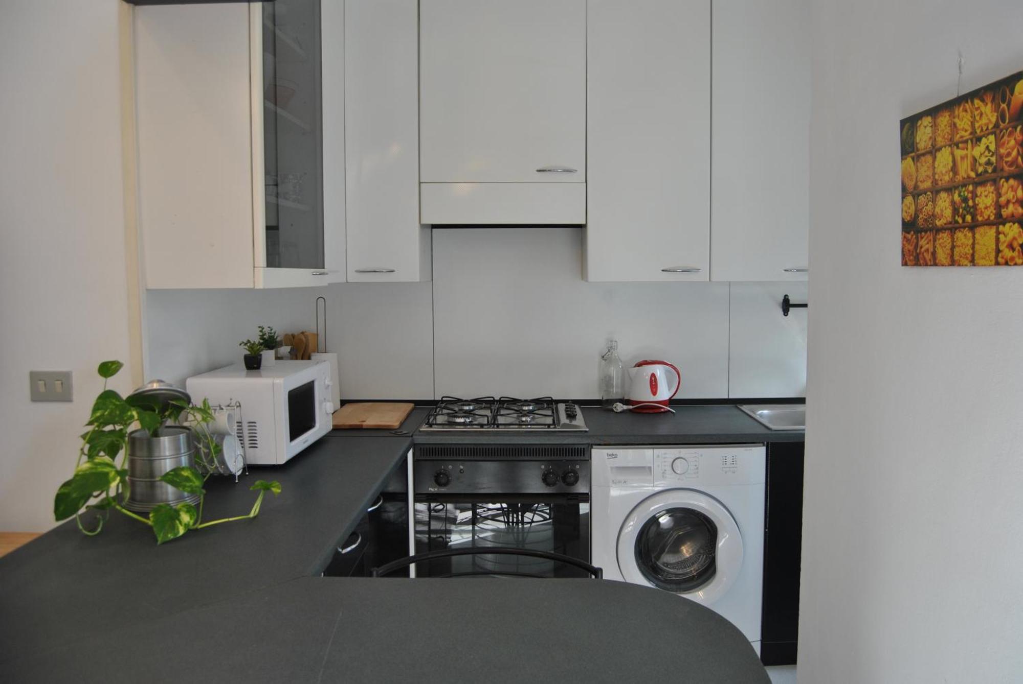Portello Flat With Balcony Apartment