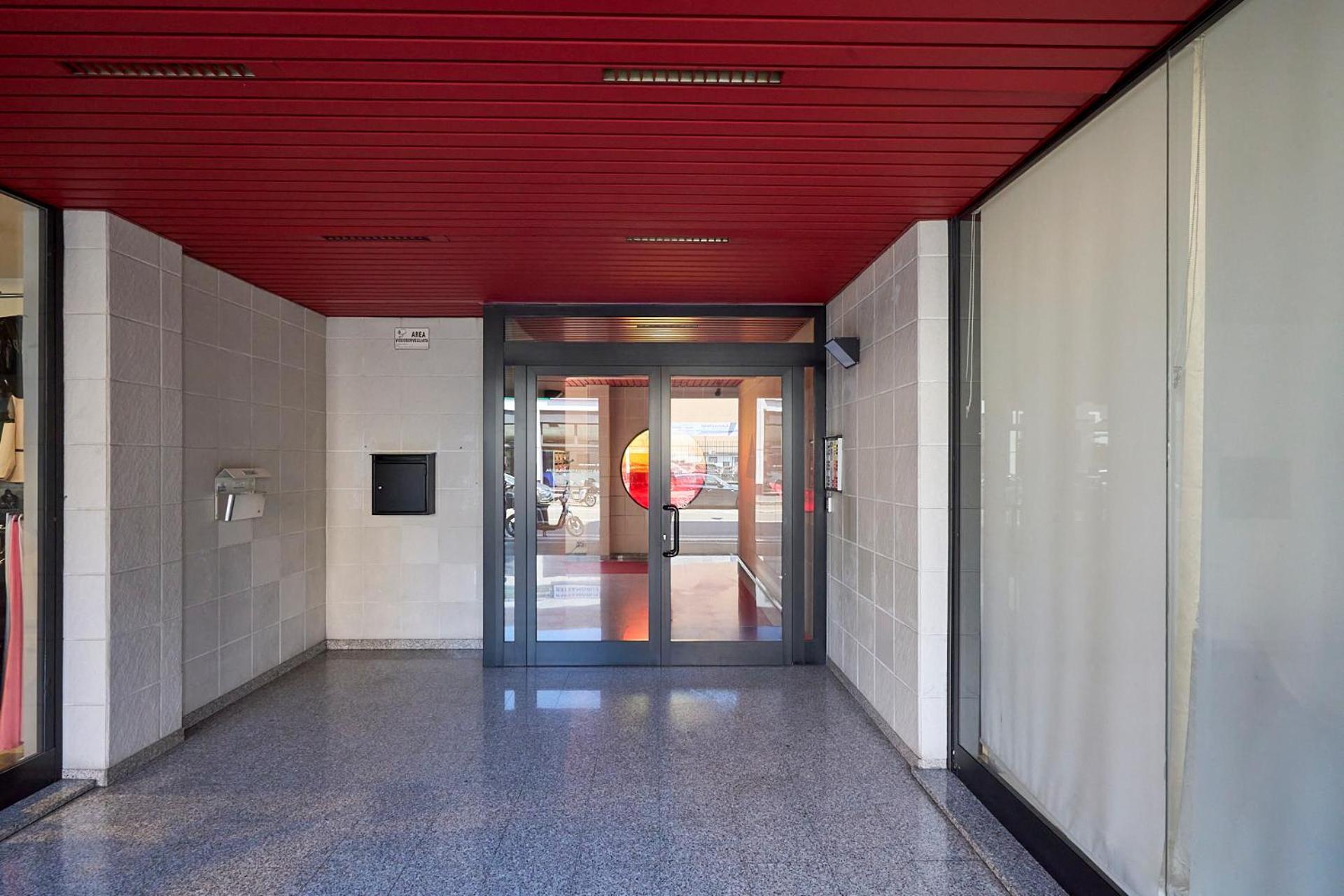 Apartment -luminosa 5 Stars With Balcony- Wifi Netflix 15 Minutes From Duomo Milan