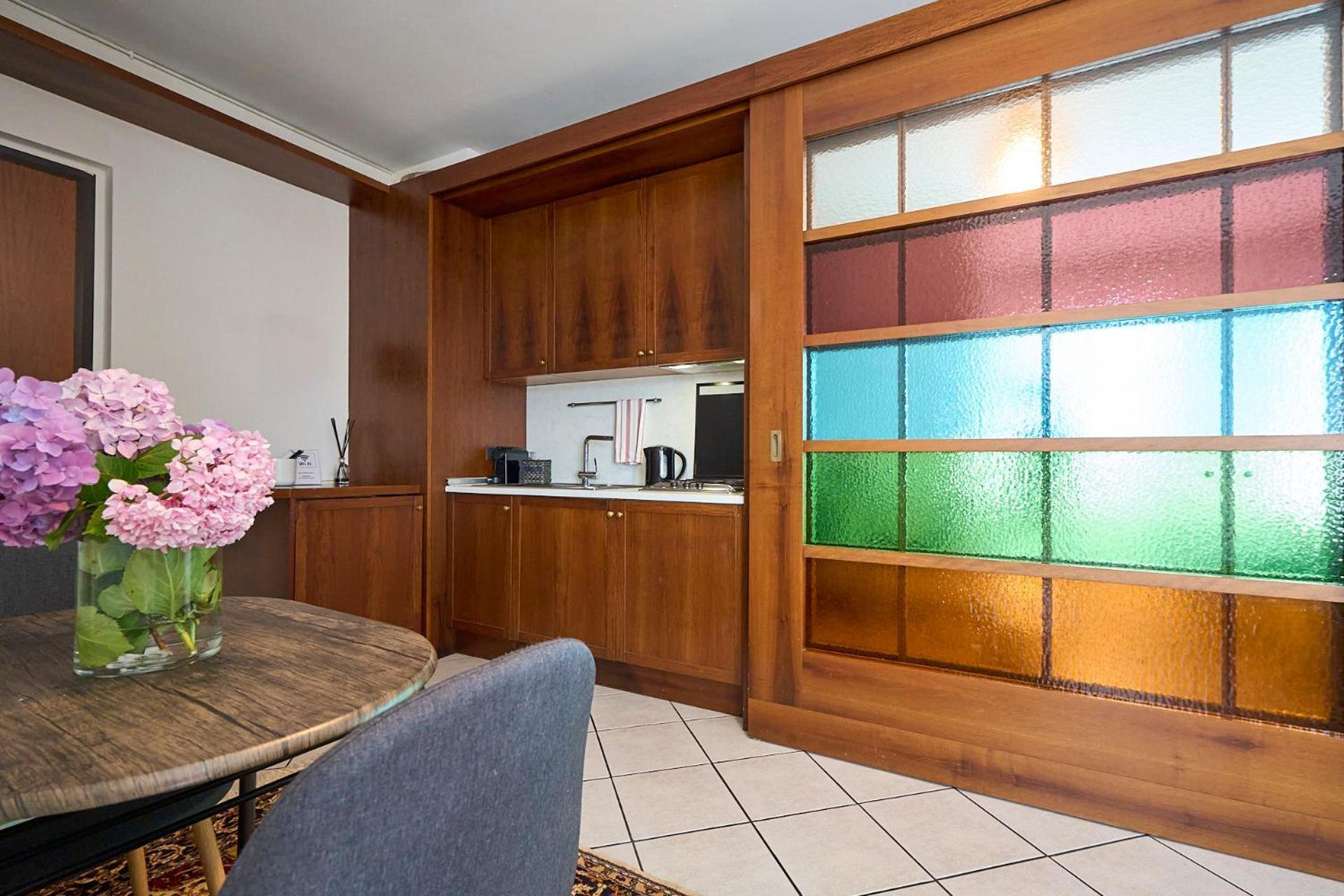 -luminosa 5 Stars With Balcony- Wifi Netflix 15 Minutes From Duomo *