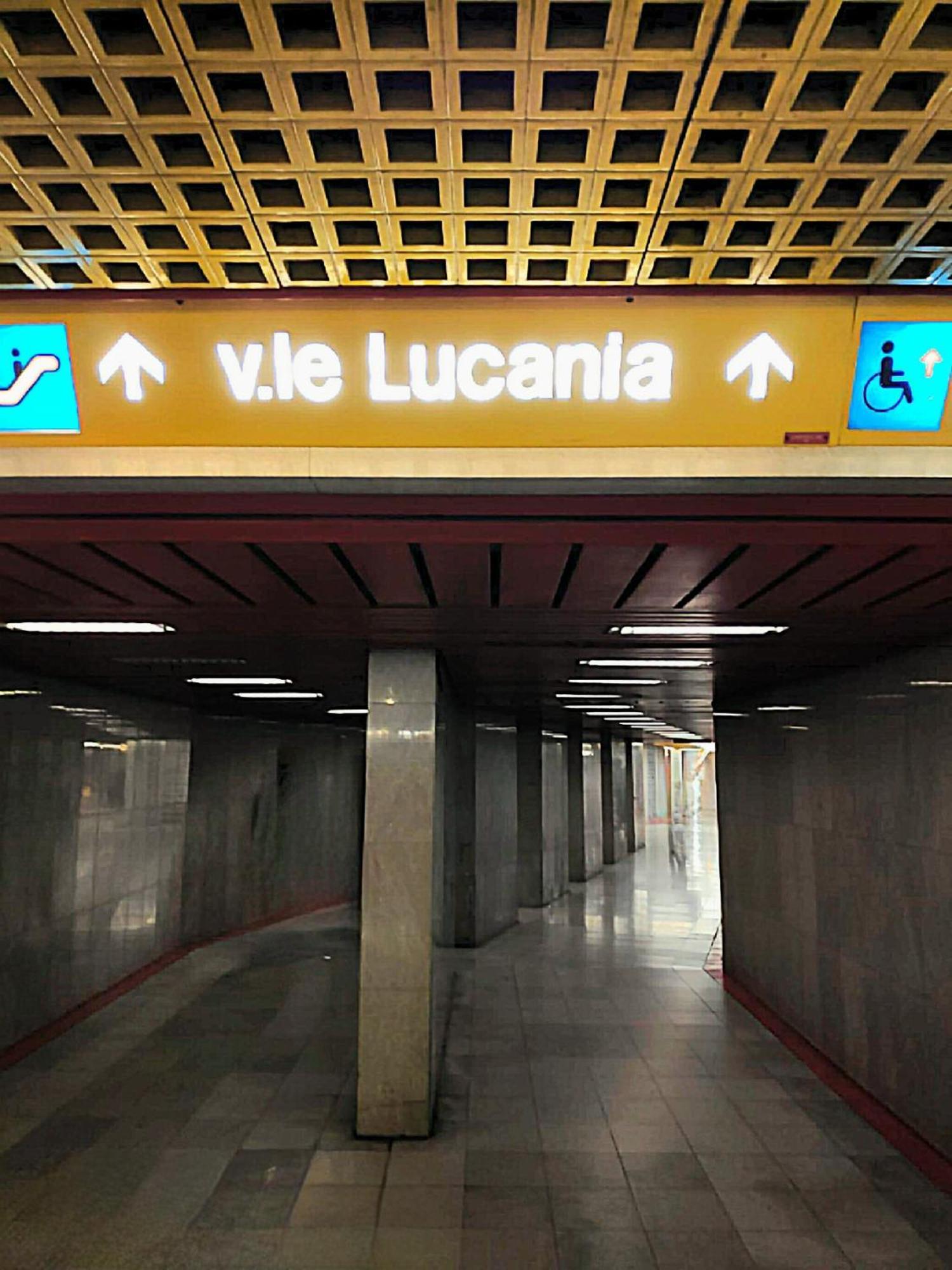 Duomo Lucania M3 - Barney's Apartment Milan