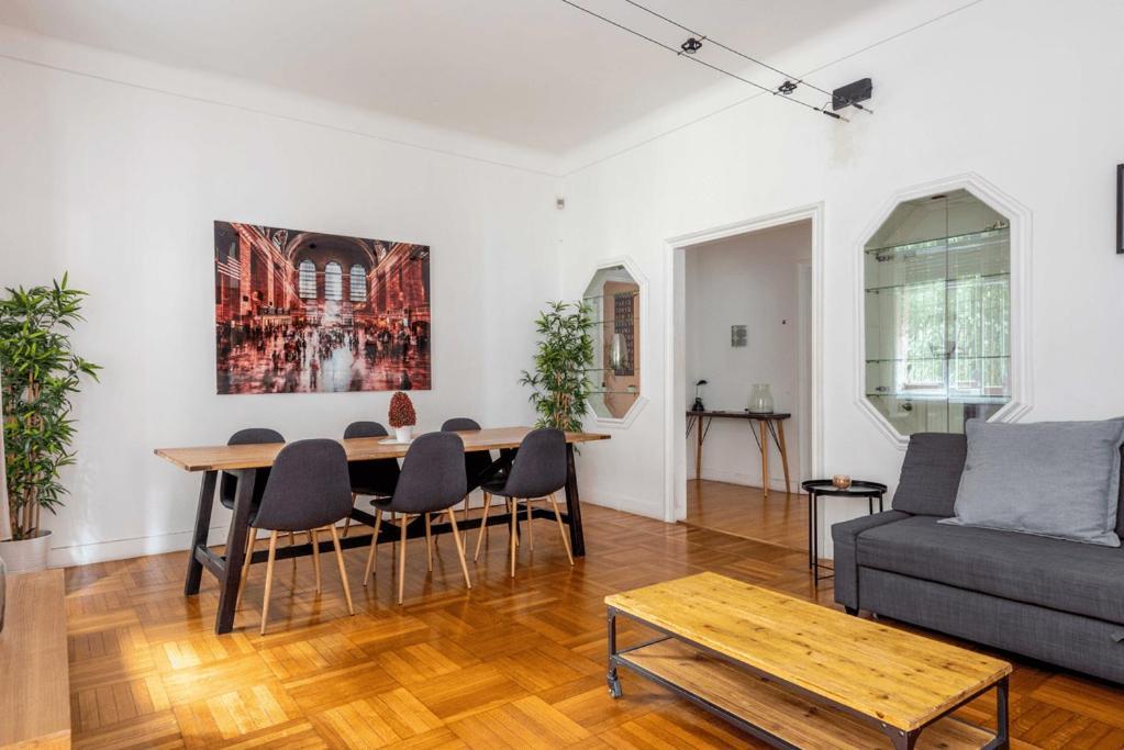 Apartment Exclusive 4 Bedrooms In Brera *