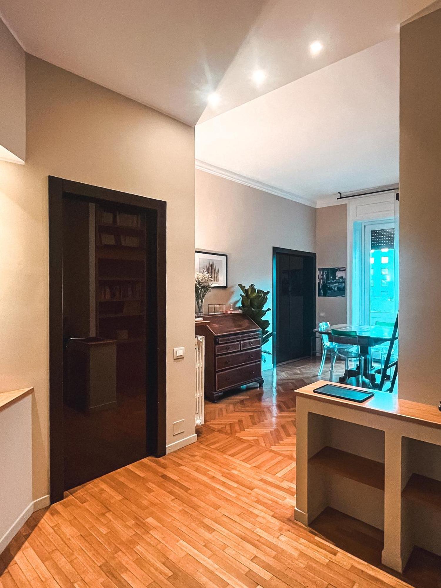 Cozy In Via Washington Freshly Renovated Apartment Milan