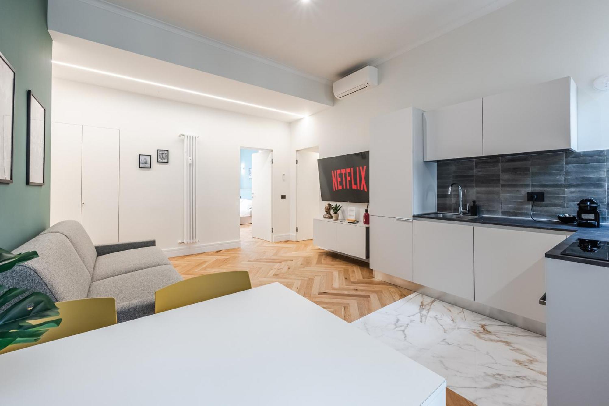 Modern 3-room Flat - Near Metro & Park * Milan
