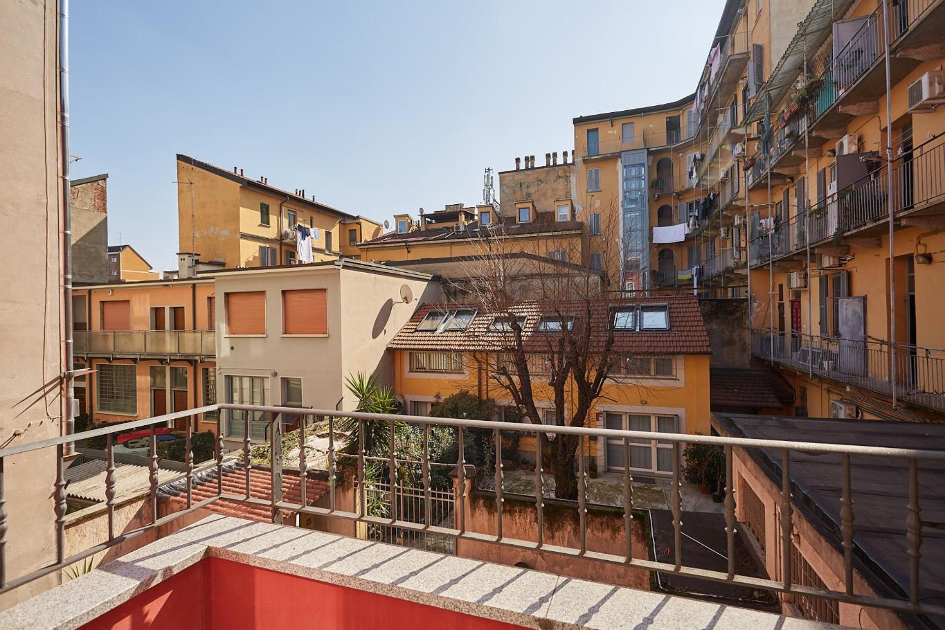 Bovisa Smart 12 * Milan