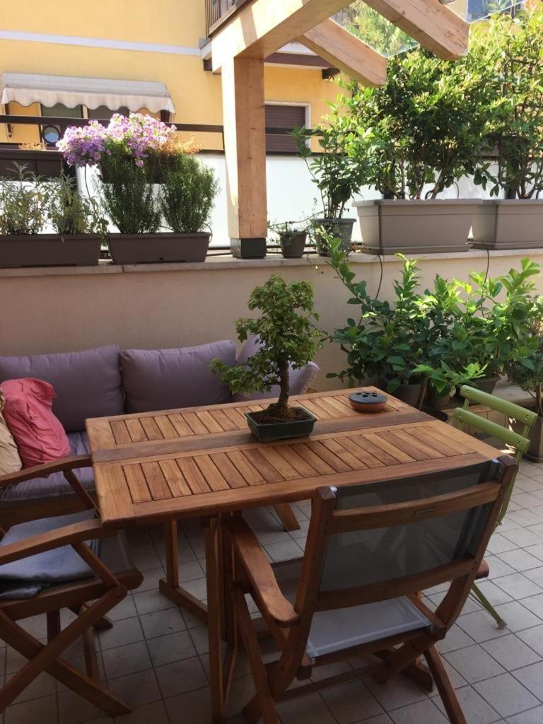 Apartamento Attico Con Terrazzo Vicino Al Centro E Metro *