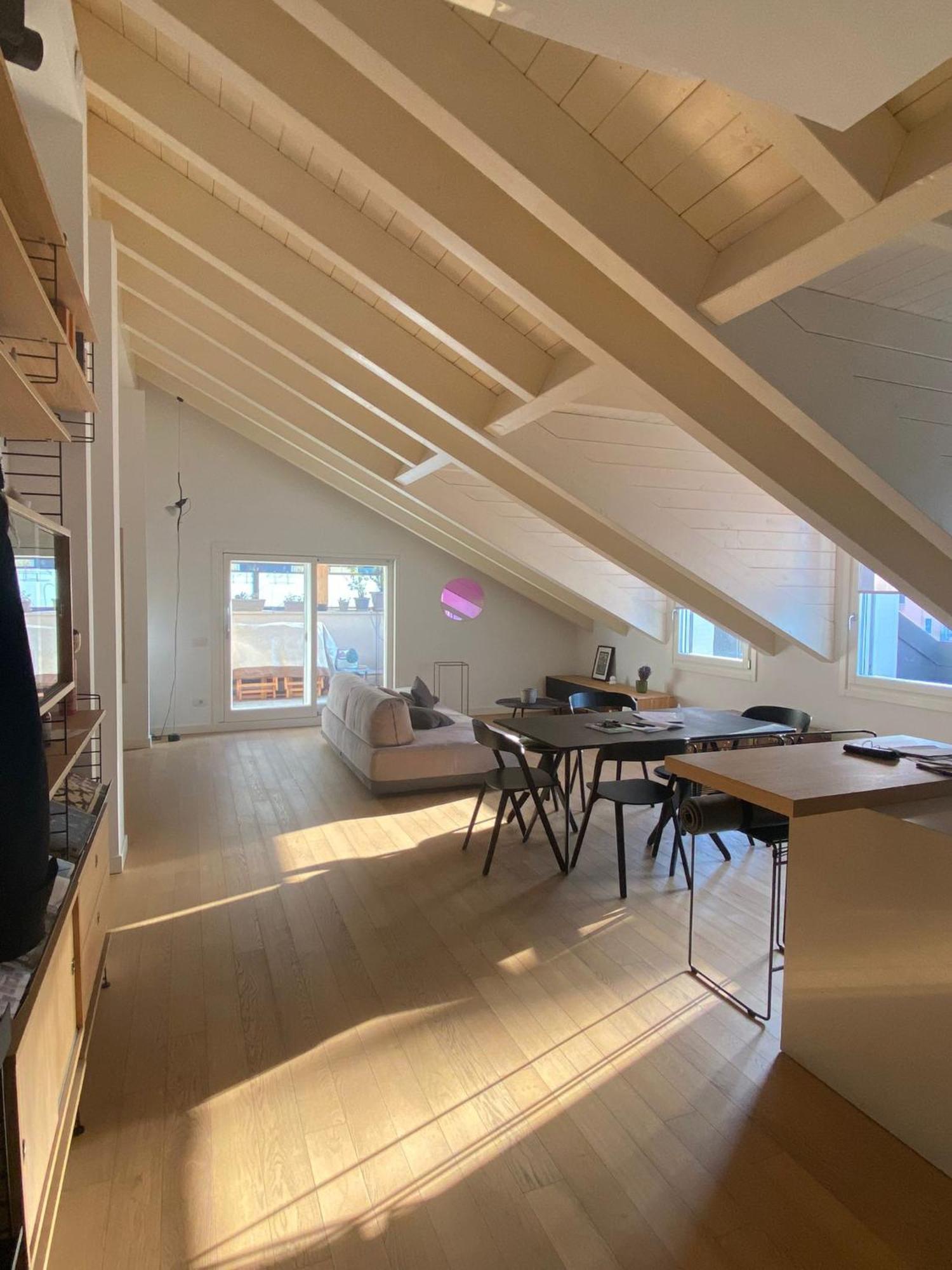 Apartamento Attico Con Terrazzo Vicino Al Centro E Metro Milão
