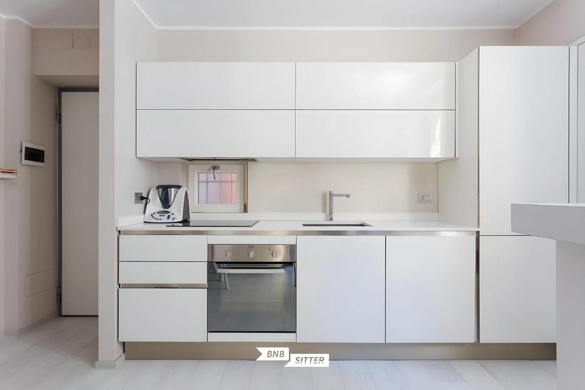 And Quiet - Apartment *