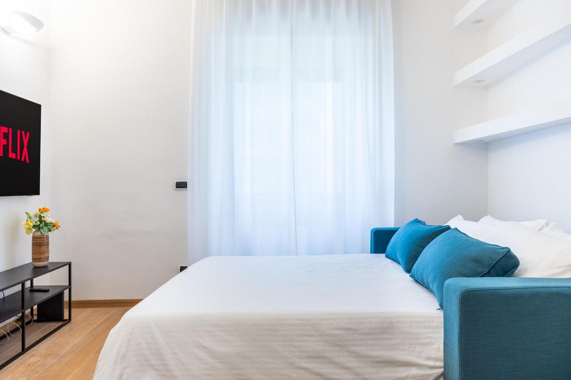 Corso Como-garibaldi - Luxury Flat With Parking And Wifi Apartment