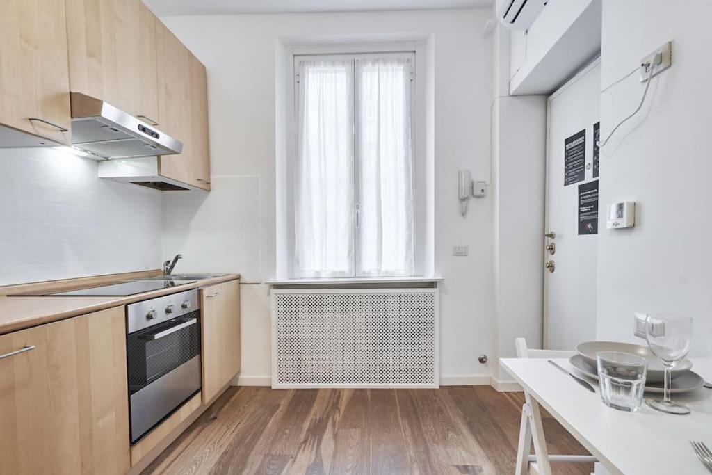 Easylife - A Few Minutes From Cadorna Fs