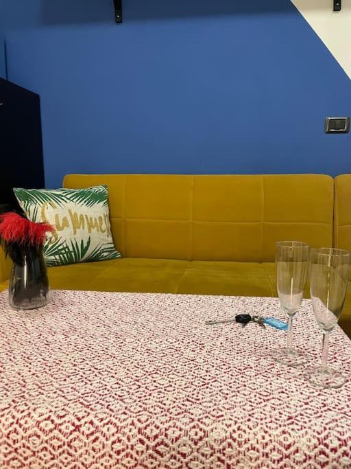 15 Mins To Duomo Corner In Lambrate Apartment Milan