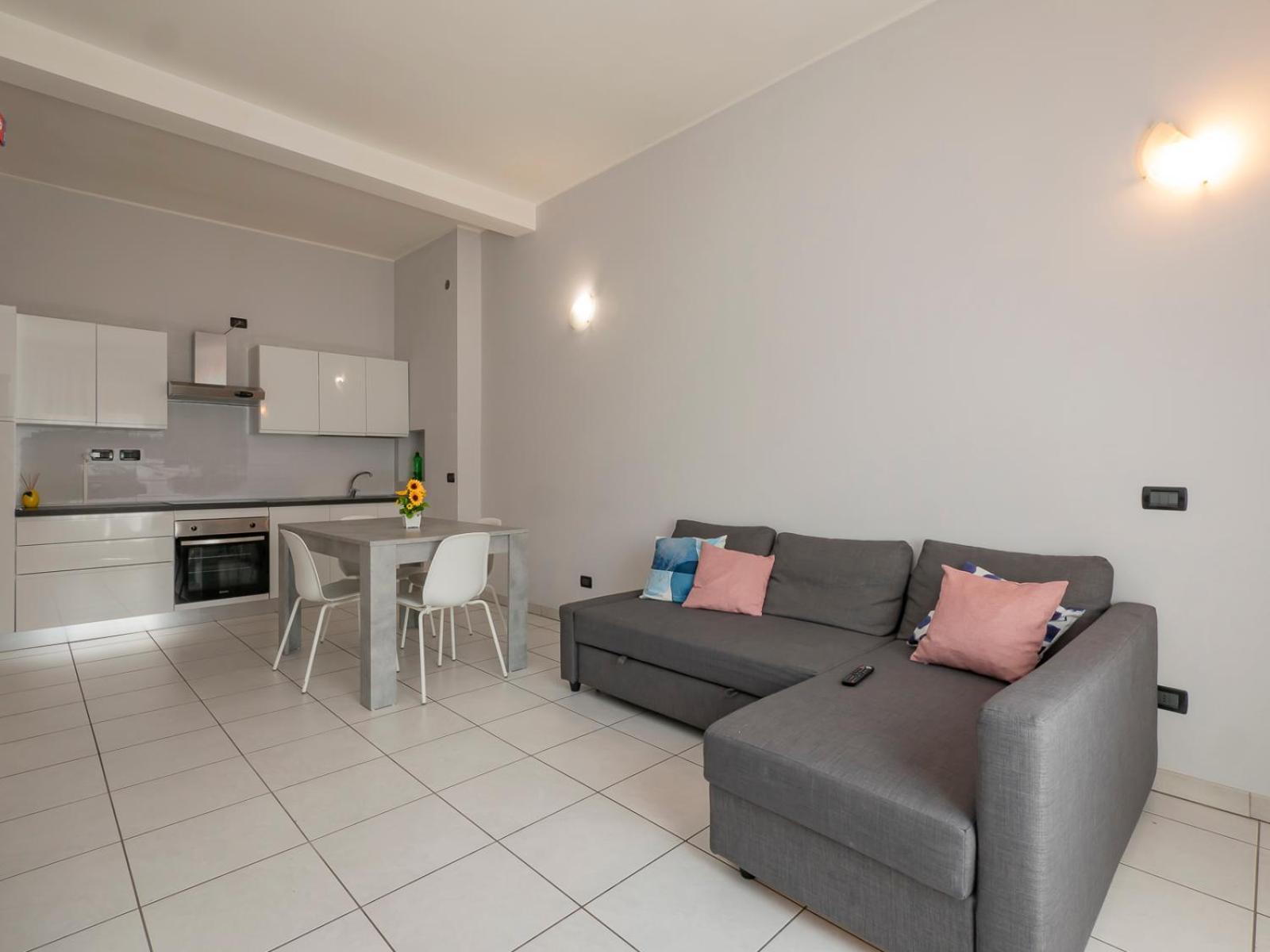Xenia - Lovely In Citta Studi Apartamento