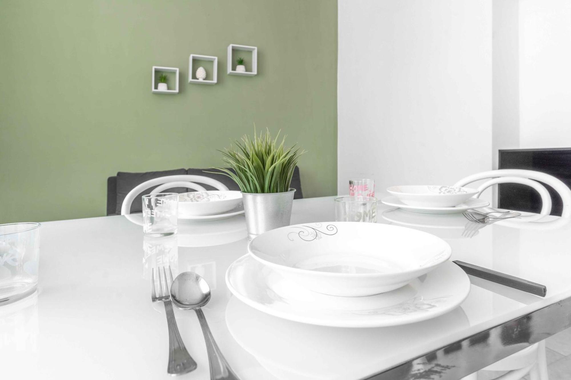Ve2 Isola Cool • Exclusive • Milan