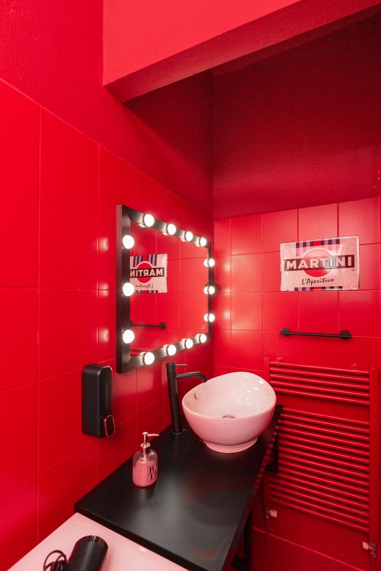 Flower Exclusive - M3 - Isola District Apartment *