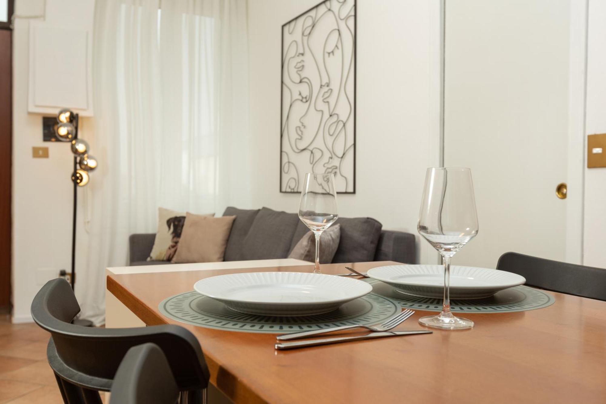 Apartment Flower Exclusive - M3 - Isola District *