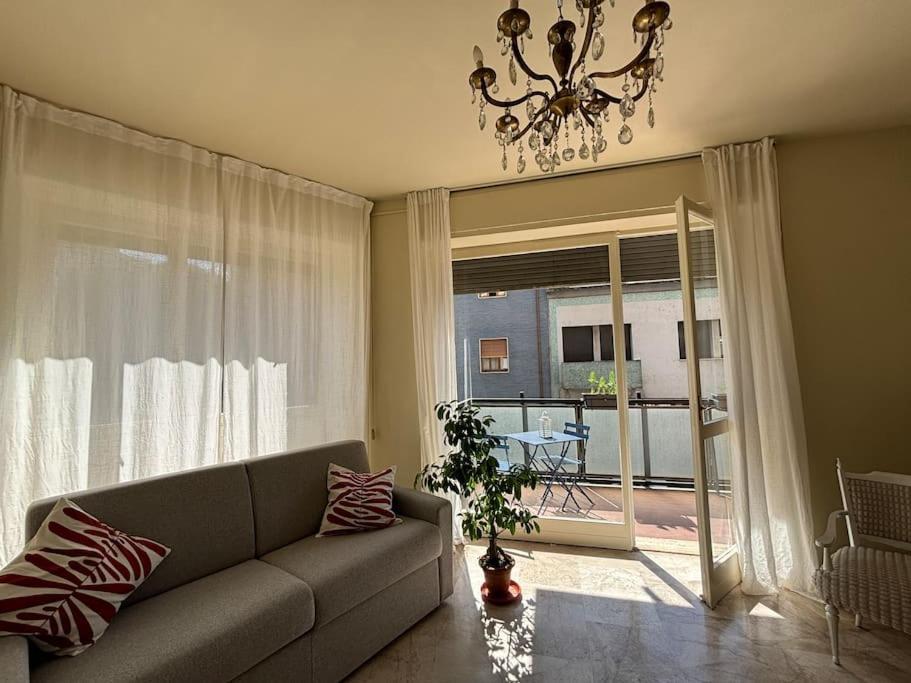 Navigli Anni '70 Apartamento Milão