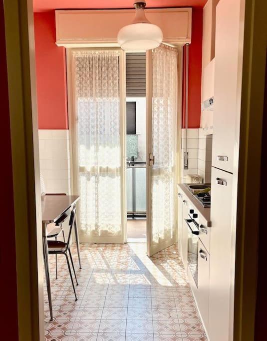 Navigli Anni '70 Apartamento Milão