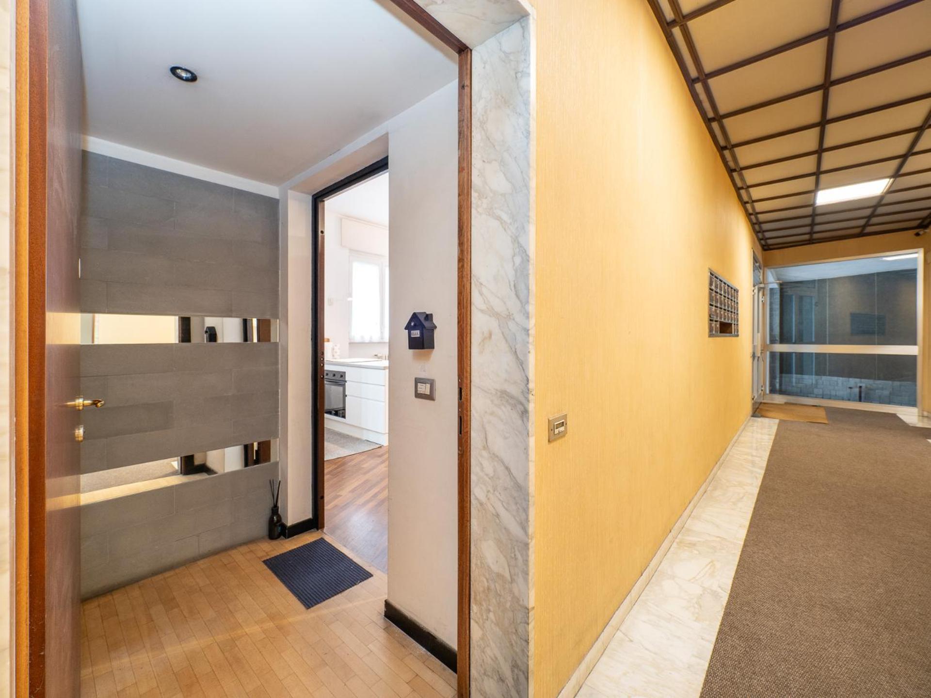 Cozy Near - 4 Guests Apartment