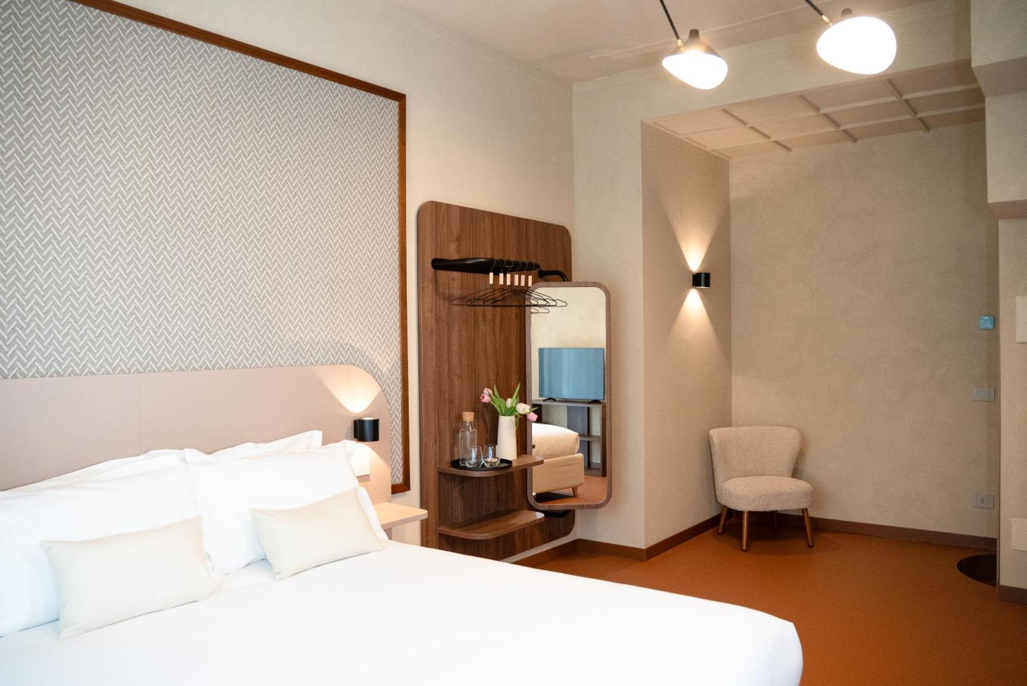 Guest house Ca Bela - Susa Milan
