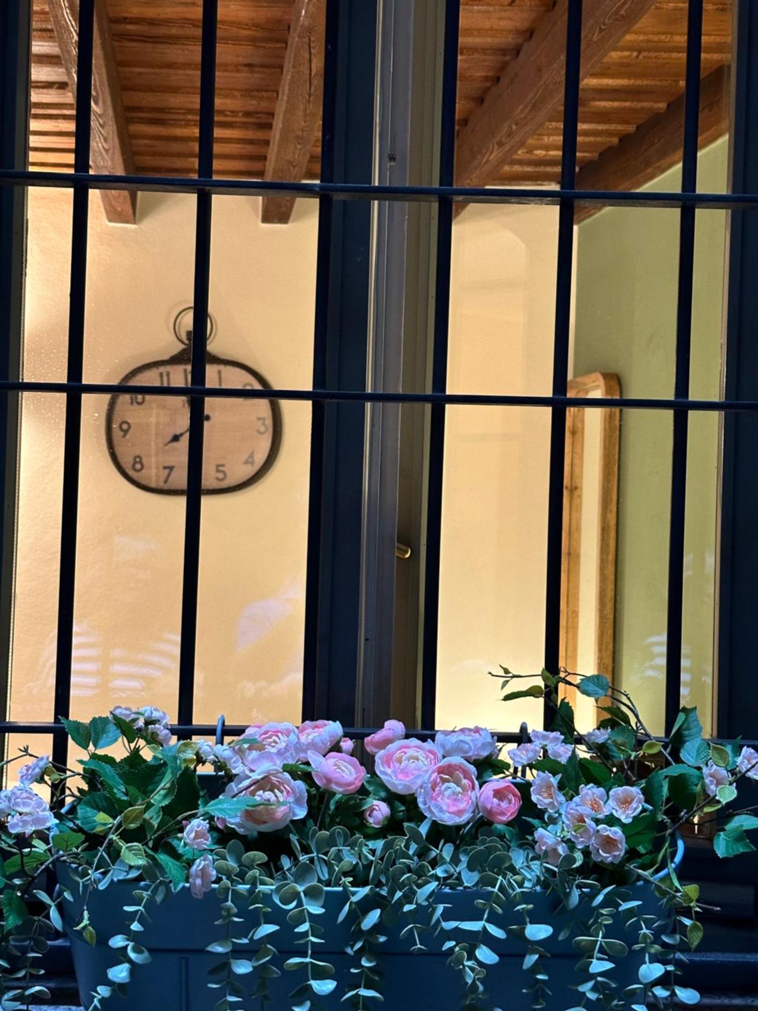 Apartment Your Lovely Retreat In Brera Milan